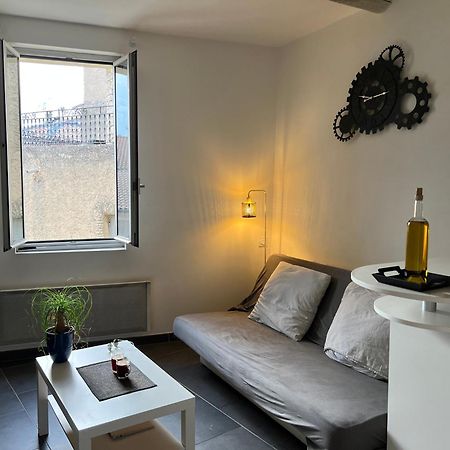 Cosy Studio Hyper Centre Avec Kitchenette & Climatisation Карпантра Экстерьер фото